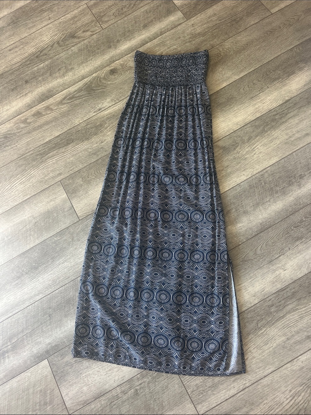 GAP navy and white Patterned Smocked-Waist Maxi Skirt